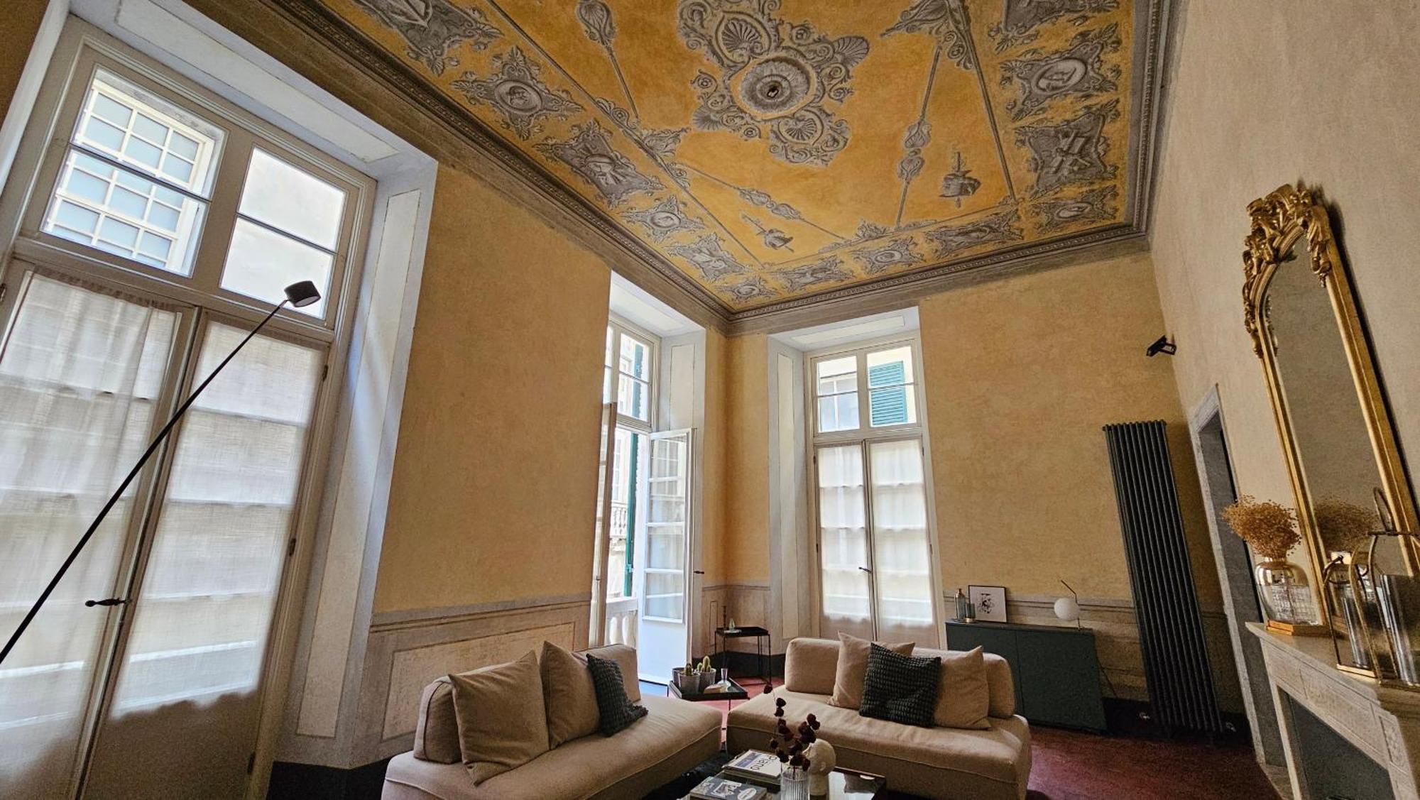 Apartment Eleven Luxury - Dimora Affrescata Del '500 A Pochi Passi Dall'acquario *