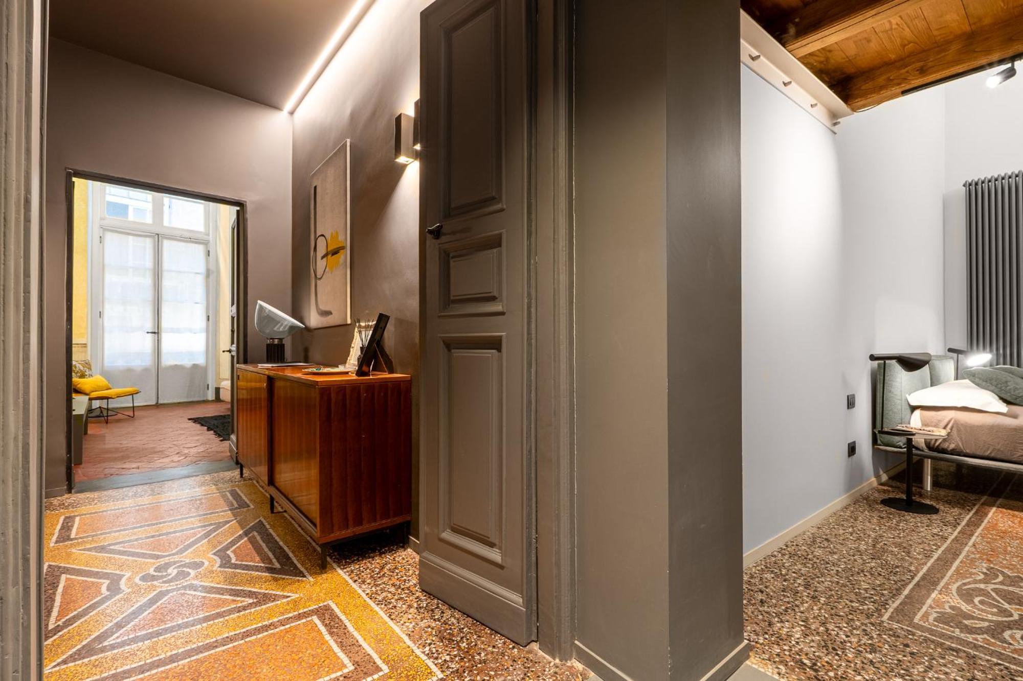 Eleven Luxury - Dimora Affrescata Del '500 A Pochi Passi Dall'acquario Apartment